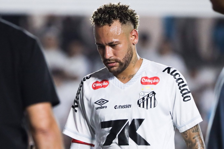 博鱼体育登录入口-巴媒：桑托斯欠内马尔旗下公司9050万雷亚尔，将抵押球队青训中心