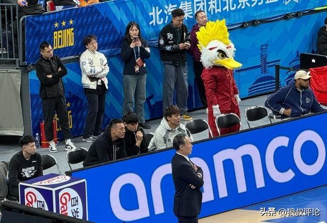 博鱼体育-CBA京城德比前瞻：赵睿沈梓捷赛前踩场引关注 张庆鹏能否爆冷