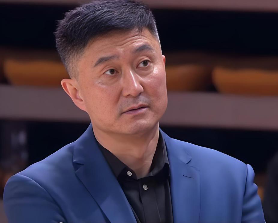 博鱼体育官方网站-杜锋不再隐瞒!赛后回应广东男篮输球原因,原来伤病只是冰山一角