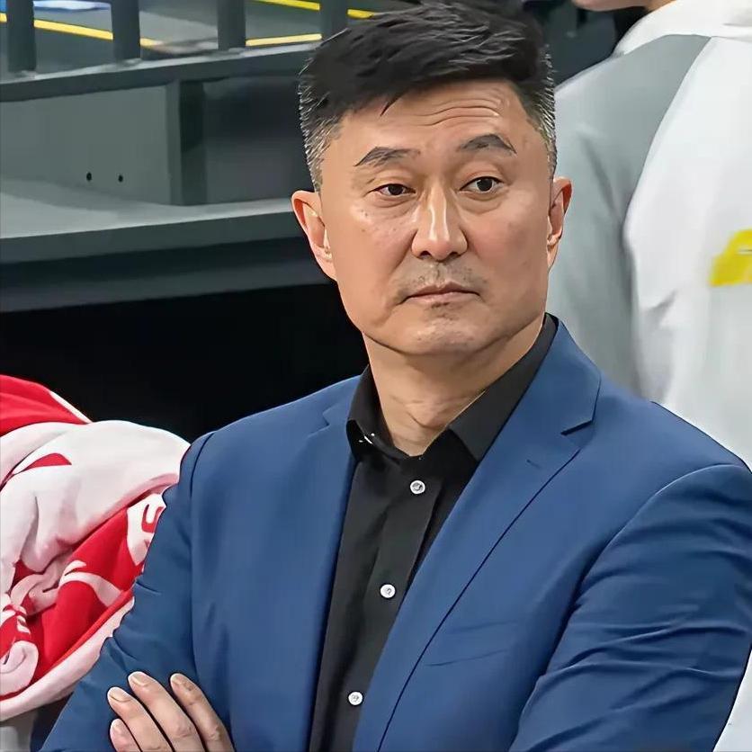 博鱼体育官方网站-杜锋不再隐瞒!赛后回应广东男篮输球原因,原来伤病只是冰山一角
